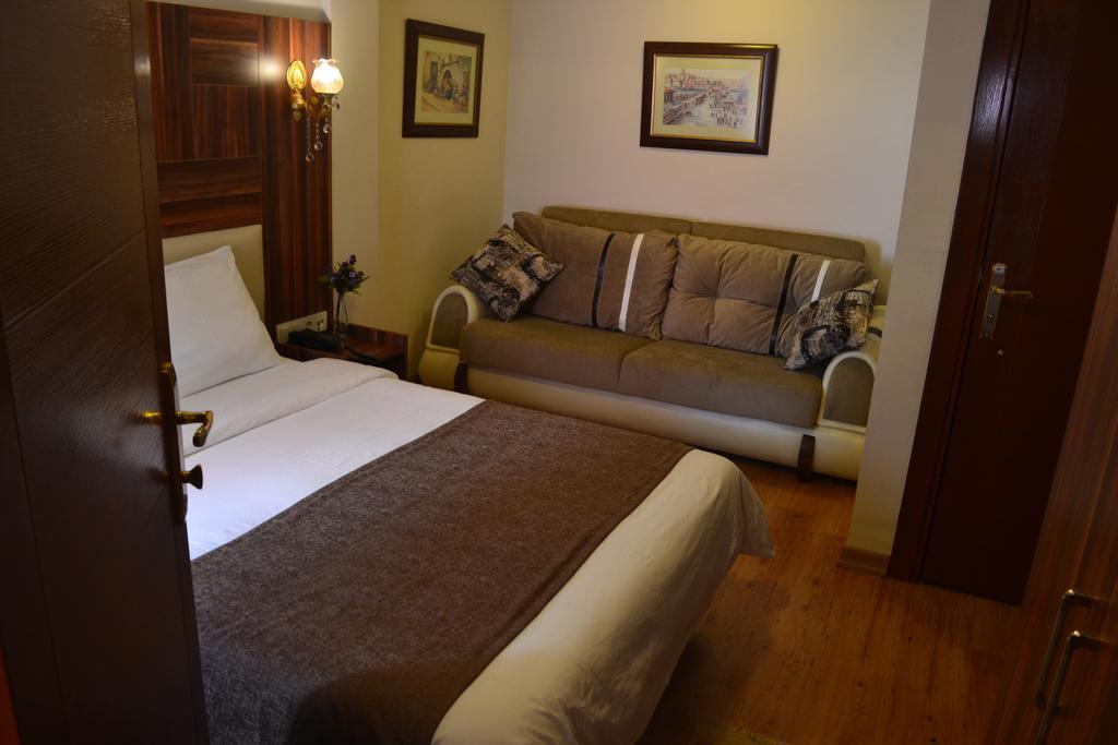 New Fatih Hotel Istanbul Rum bild