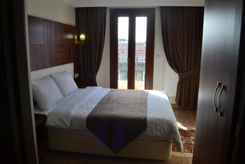 New Fatih Hotel Istanbul Rum bild
